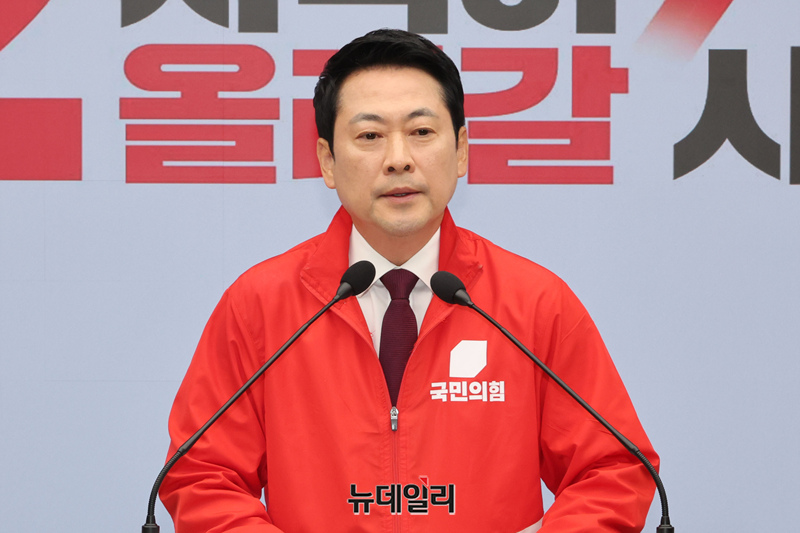 ▲ 장동혁 국민의힘 대표가 26일 서울 여의도 중앙당사 전국동시지방선거 종합상황실에서 기자회견을 하고 있다. ⓒ이종현 기자