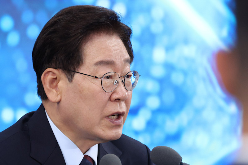 ▲ 이재명 대통령이 26일 경남 창원시 진해구에서 열린 '제1회 미래국방전략위원회'에서 발언하고 있다. ⓒ뉴시스