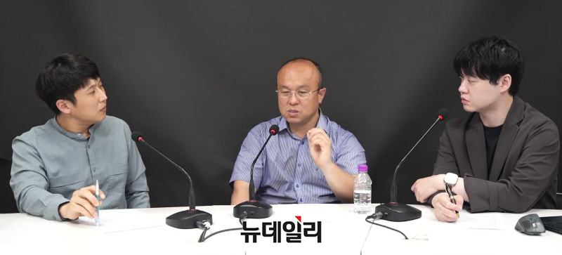 ▲ 민경권 대한민국주주운동본부 대표가 지난 28일 오후 서울 중구에 위치한 뉴데일리 스튜디오에서 인터뷰를 진행하고 있다. ⓒ뉴데일리 DB
