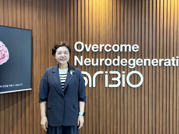 ▲ 김나경 아리바이오 부사장이 29일 경기도 성남시 판교 아리바이오 본사에서 만나 뉴데일리와 만나 인터뷰를 진행하고 있다. ⓒ조희연 기자
