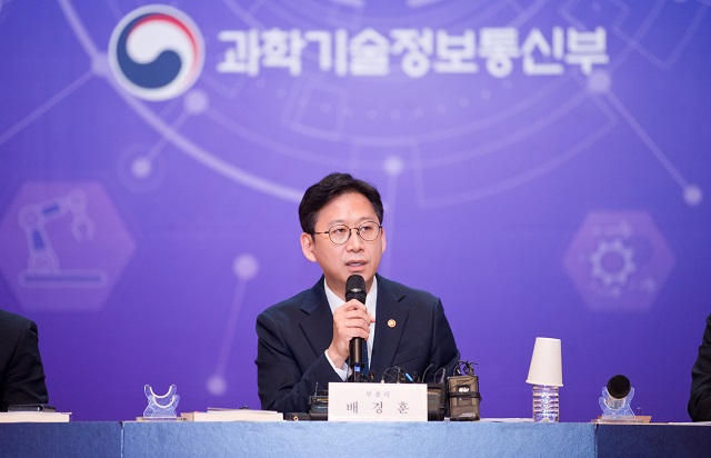 ▲ 배경훈 부총리 겸 과학기술정보통신부 장관이 29일 기자간담회에서 발언하고 있다.ⓒ과학기술정보통신부