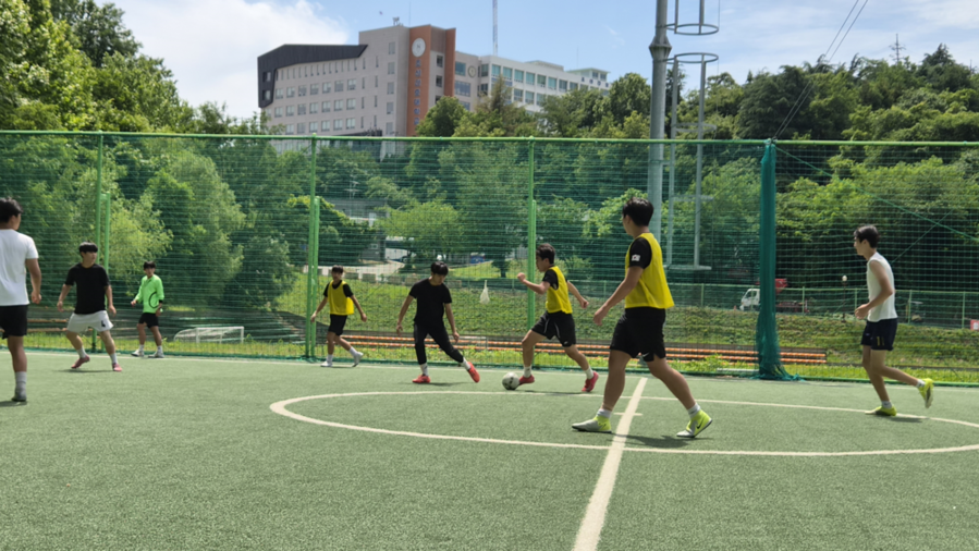 ▲ 광주광역시 동구청소년문화의집은 조선이공대학교 풋살장에서 동구청소년어울림마당 청소년 풋살대회 ‘골 때리는 동구 청소년’ 성료ⓒ광주 동구청소년문화의집 제공