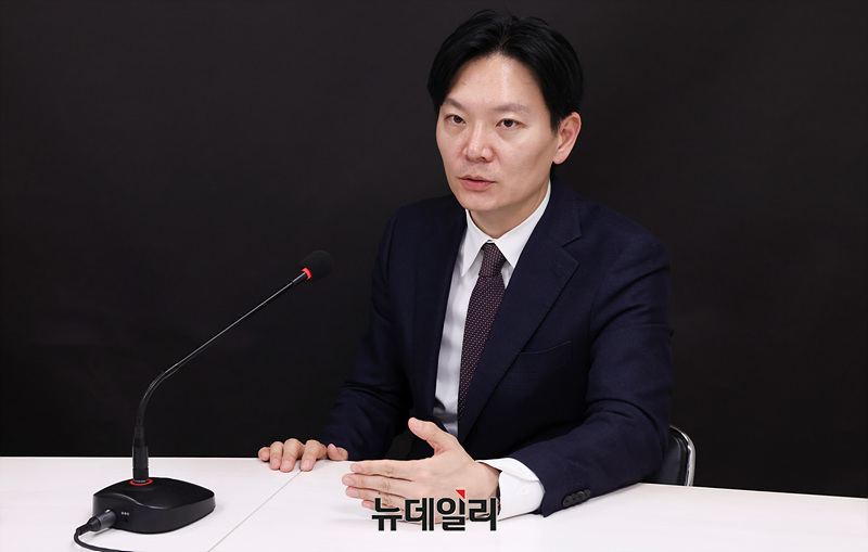 ▲ 박상용 인천지검 부부장검사가 지난달 13일 오후 뉴데일리와 인터뷰를 하고 있다. ⓒ뉴데일리 DB