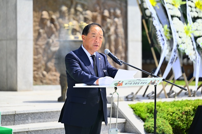 ▲ 이병선 속초시장은 