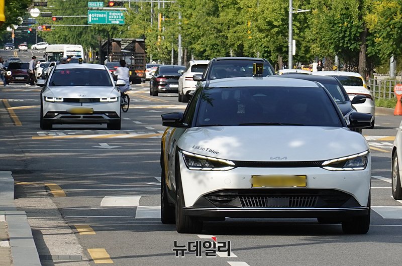 ▲ 서울시 시내에서 운행 중인 택시. ⓒ뉴데일리DB