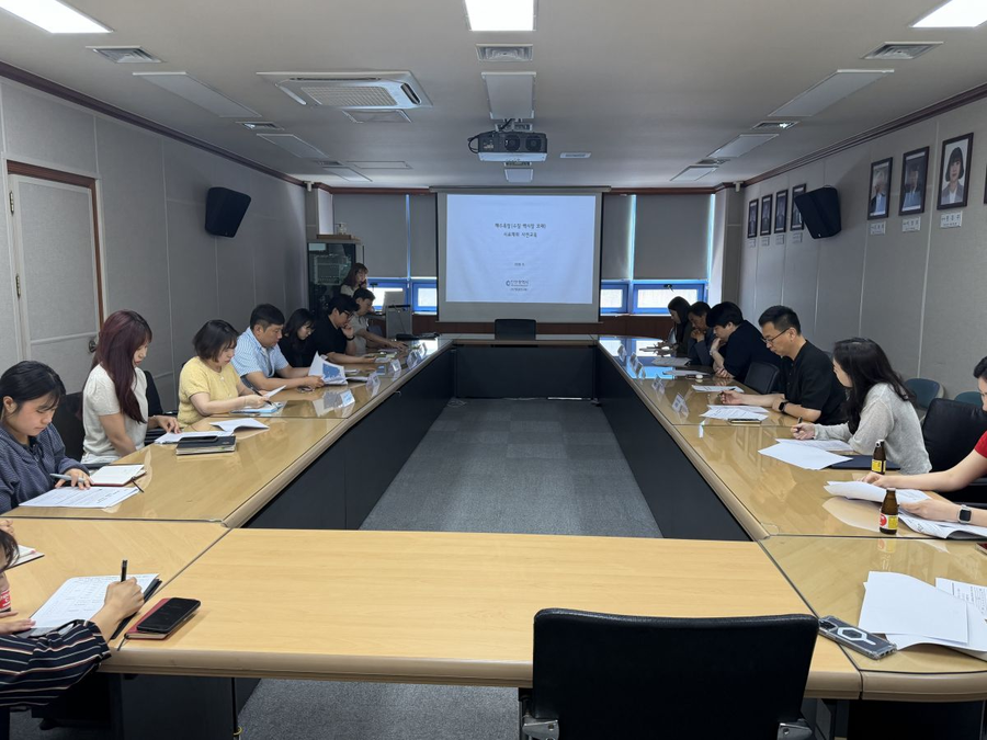 ▲ 인천시 보건환경연구원은 지난8일 군·구 담당자를 대상으로 사전 교육을 했다. ⓒ 인천시 제공