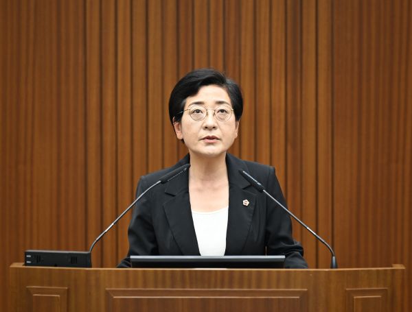 ▲ 세종시의회 이순열 의원(도담·어진동)이 10일 열린 제106회 임시회 제1차 본회의에서 5분 자유발언을 하고 있다.ⓒ세종시의회