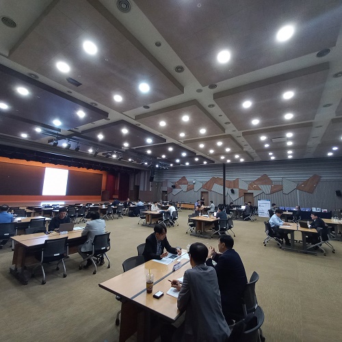 ▲ 충북경제자유구역청이 10일 오송C&V센터에서 입주기업을 위해 맞춤형 투자유치설명회를 갖고 있다.ⓒ충북경제자유구역청 제공