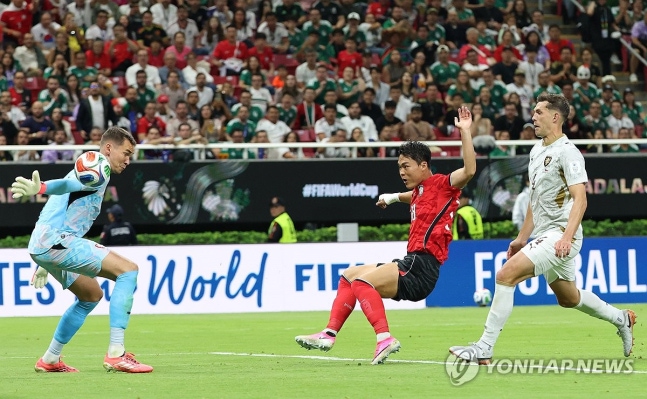 ▲ 한국이 2-1 역전에 성공했다.ⓒ연합뉴스 제공