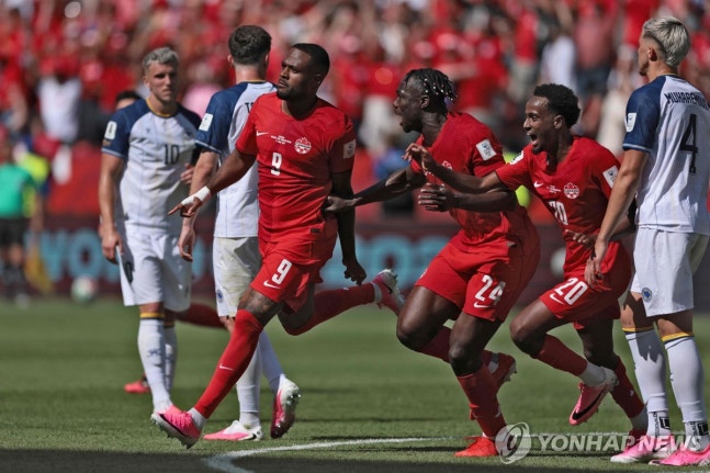 ▲ 개최국 캐니다가 B조 개막전에서 보스니아와 1-1로 비겼다.ⓒ연합뉴스 제공