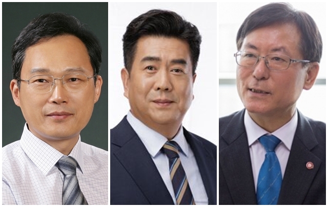 ▲ (좌측부터) 정형선 연세대학교 보건행정학부 명예교수, 강청희 더불어민주당 보건의료특위 위원장, 김필권 전 건보공단 기획상임이사 겸 동우회장.