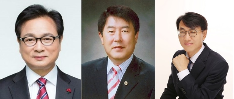 ▲ 윤건영 충북교육감 공감동행교육준비위 심의보 명예위원장(왼쪽), 이중용 위원장(가운데), 오헌석 집행위원장(오른쪽).ⓒ충북교육청 제공