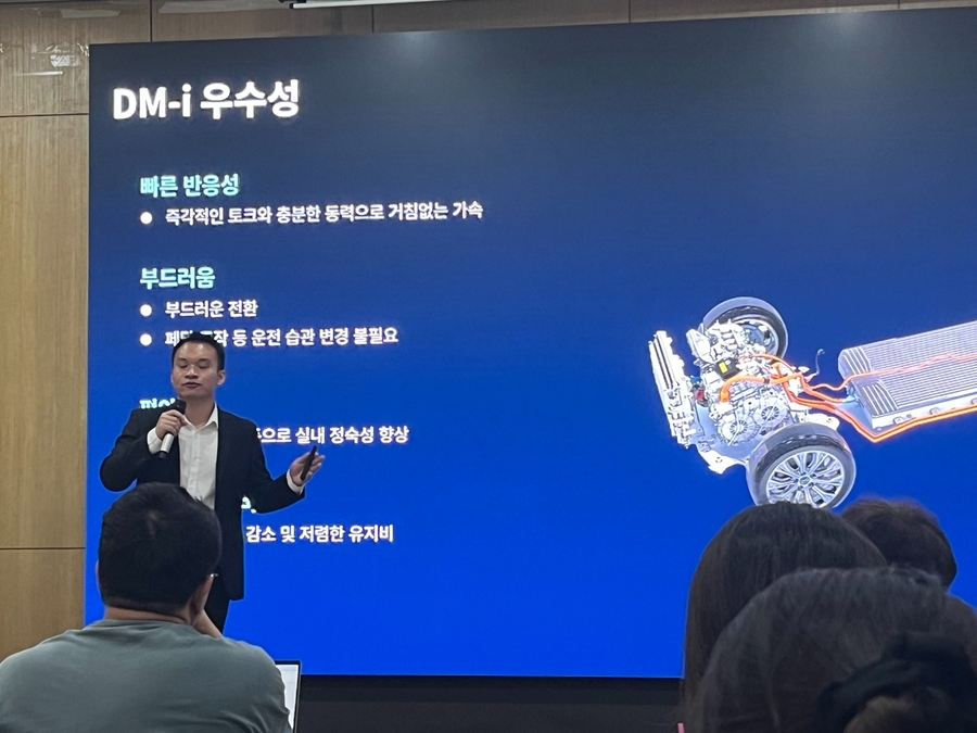 'PHEV 무덤' 한국 두드리는 BYD … 씨라이언6로 전기차 3배 판매 노린다