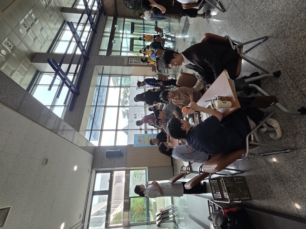 ▲ 광주경찰청은 지난 23일 광주경찰청 청사 1층에서 마음동행센터, 광산구보건소와 함께 통합복지 팝업스토어 「몸도 마음도, 한 자리에서」 운영ⓒ광주경찰청 제공