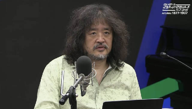▲ 친여 방송인 김어준 씨가 25일 이재명 대통령 지지율 하락세에 대해 