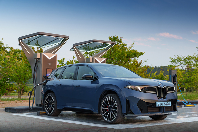 ▲ 400kW 초급속 충전기ⓒBMW코리아