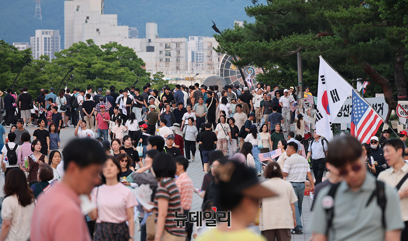 ▲ 서울 송파구 올림픽공원 핸드볼경기장 앞 봉쇄 집회 현장. ⓒ정상윤 기자