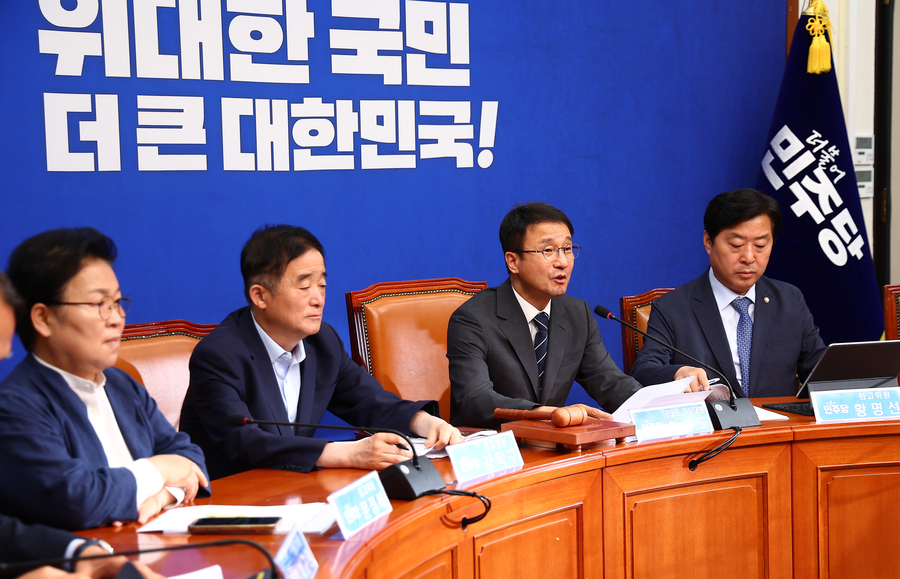 ▲ 한병도 더불어민주당 대표 직무대행 겸 원내대표가 1일 국회에서 열린 최고위원회의에서 발언하고 있다. ⓒ뉴시스