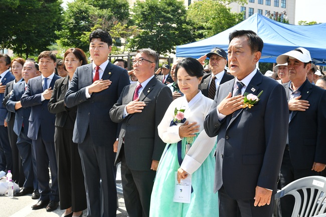 ▲ 화천군은 이날 오전 10시 군청광장에서 군민과 기관·단체 관계자 등 1000여 명이 참석한 가운데 취임식을 개최했다. ⓒ화천군