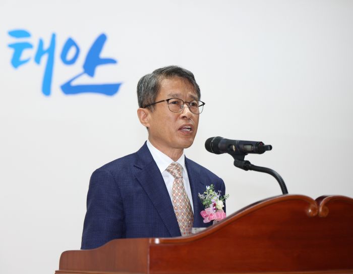 ▲ 이주영 태안군 부군수가 6일 태안군청 대강당에서 열린 이임식에서 이임사를 하고 있다.ⓒ태안군