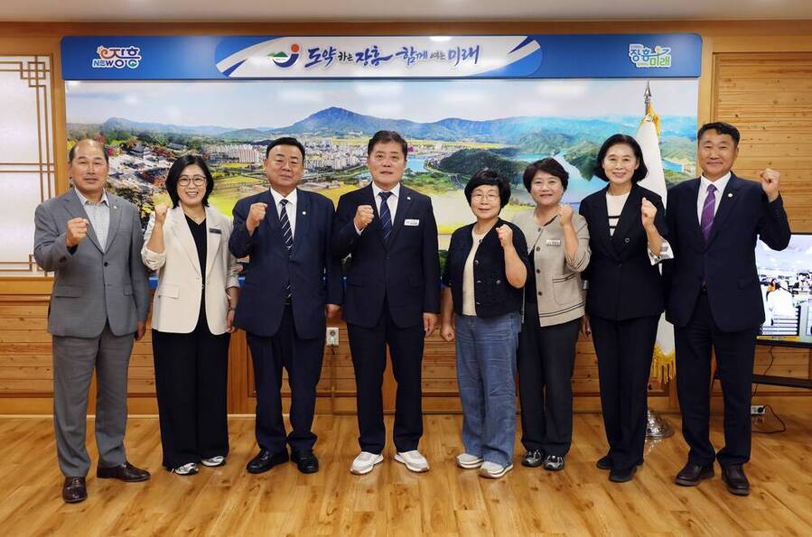 ▲ 장흥군의회, 사순문 군수 예방…군정 협력 다짐ⓒ전남광주통합특별시 장흥군 제공
