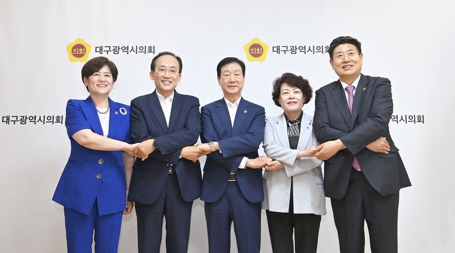 ▲ 추경호 시장이 6일 대구시의회 제326회 임시회 개원식에 참석해 제10대 의회의 출범을 축하하고, 시정과 의회 간 협력 강화를 당부했다.ⓒ대구시