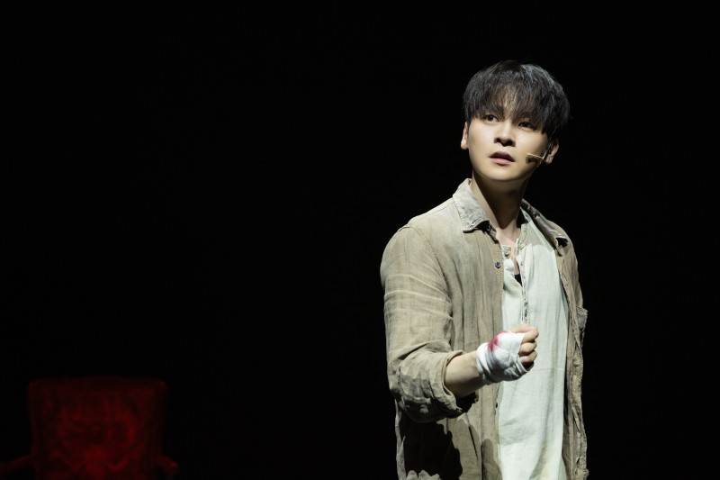 ▲ 뮤지컬 '공명' 공연 사진(공명 역의 서예준).ⓒ주식회사 네오