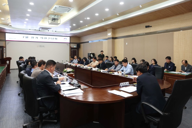 ▲ 2026 공무국외연수 예산 반납 추진을 위한 간담회ⓒ평택시의회 제공