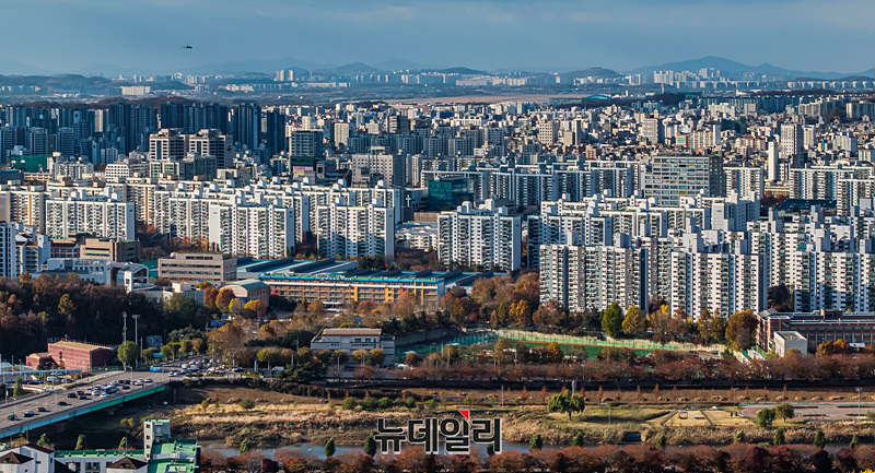 ▲ 서울 구로구에서 바라본 도심이 아파트로 가득 차 있다. ⓒ뉴데일리DB