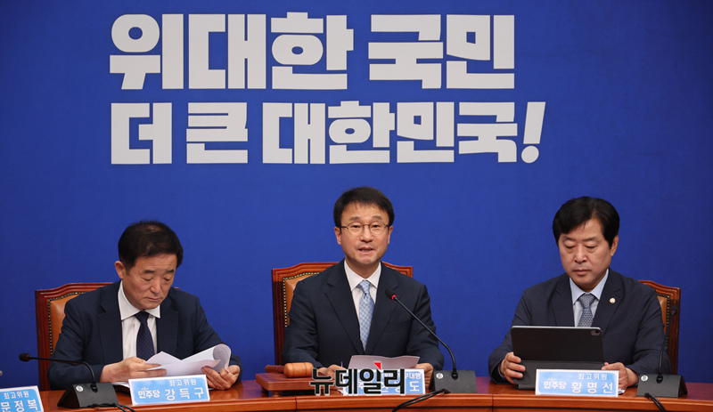 ▲ 한병도 더불어민주당 대표 직무대행 겸 원내대표가 10일 국회에서 열린 최고위원회의에서 발언을 하고 있다. ⓒ이종현 기자