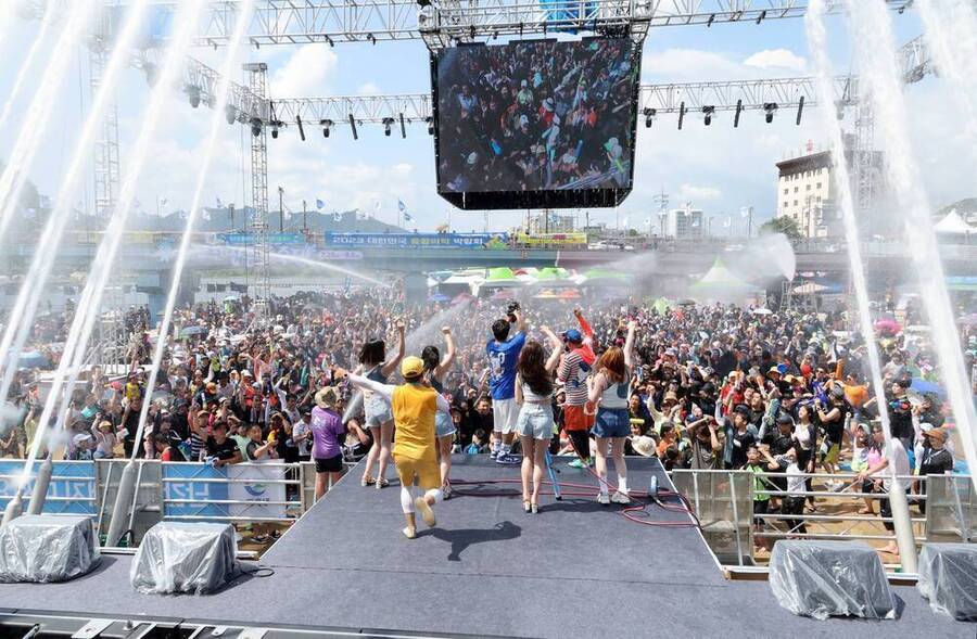 ▲ 제18회 정남진장흥물축제ⓒ전남광주통합특별시 장흥군 제공