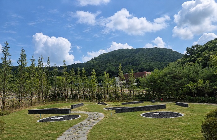▲ 전국 최초 청주 목련공원에 조성된 산분장.ⓒ청주시 제공