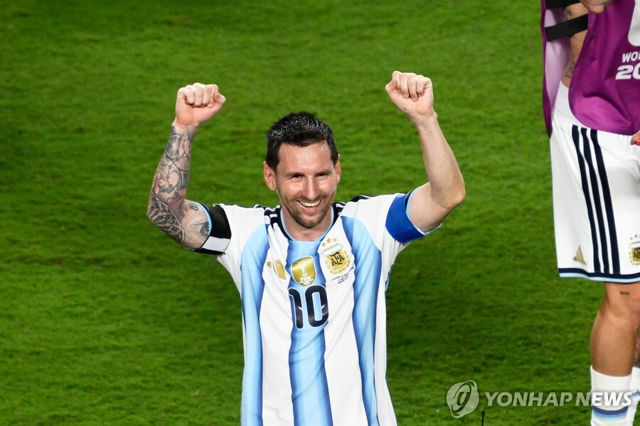 ▲ '축구의 신' 메시가 커리어 최초로 잉글랜드와 격돌한다.ⓒ연합뉴스 제공