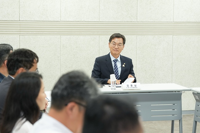 ▲ 김중남 강릉시장은 