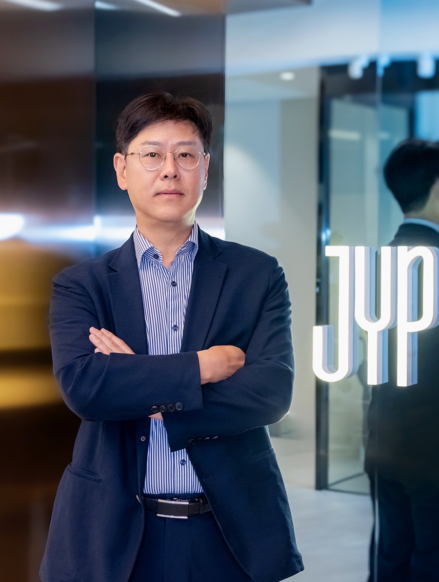 ▲ 정욱 JYP 대표이사. ⓒJYP엔터테인먼트