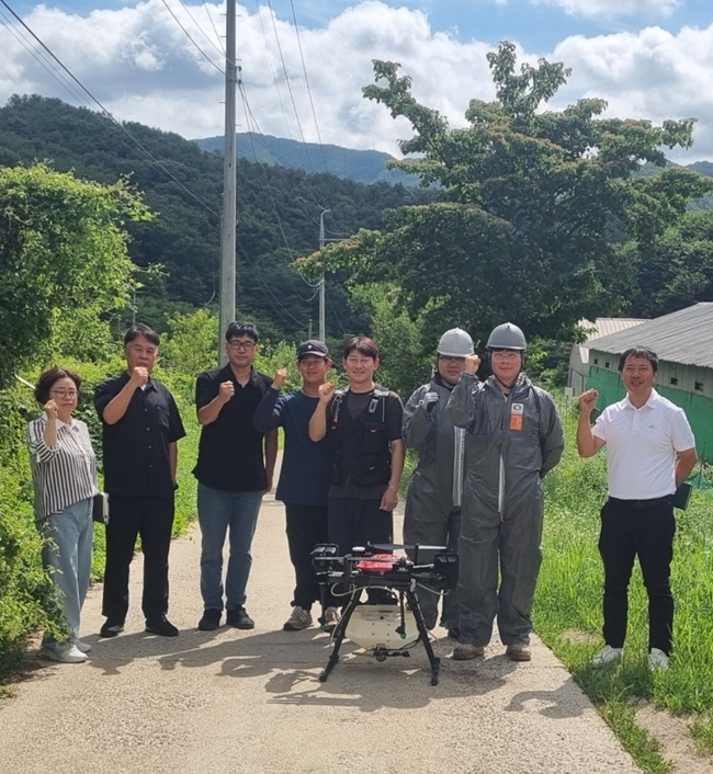 [포토뉴스] 홍천군, 2026년 드론 활용 가축방역 2차 현장실습 실시