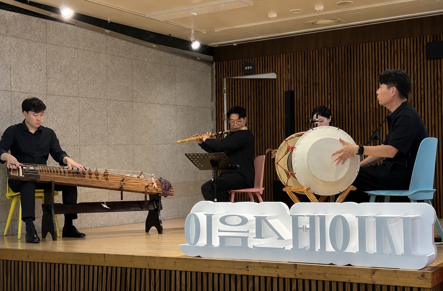 ▲ 대구아트웨이가 오는 22일 오후 6시 중앙무대에서 기획공연 ‘이음 스테이지’의 올해 두 번째 무대를 선보인다.ⓒ대구문화예술진흥원