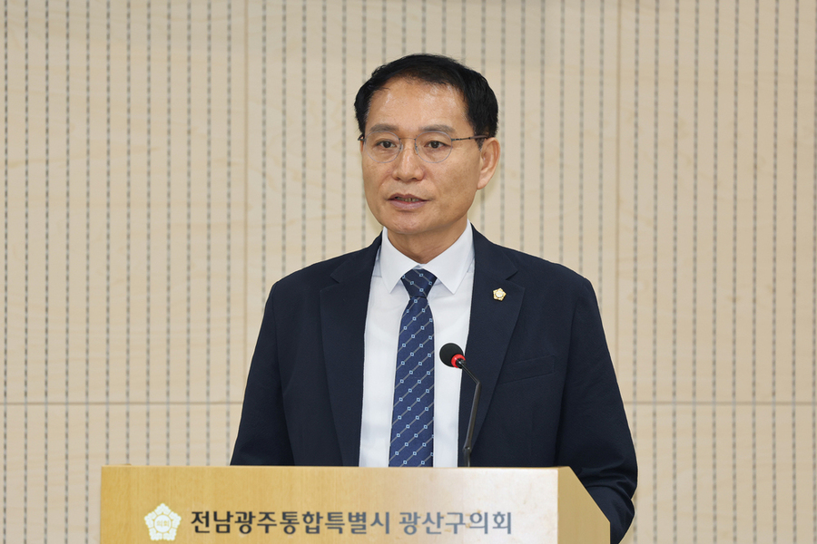 ▲ 김영선 광산구의원(더불어민주당, 수완동·하남동·임곡동)은 지난 16일 열린 제306회 광산구의회 임시회 제1차 본회의에서 5분 자유발언을 하고있다.ⓒ전남광주통합특별시 광산구의회 제공