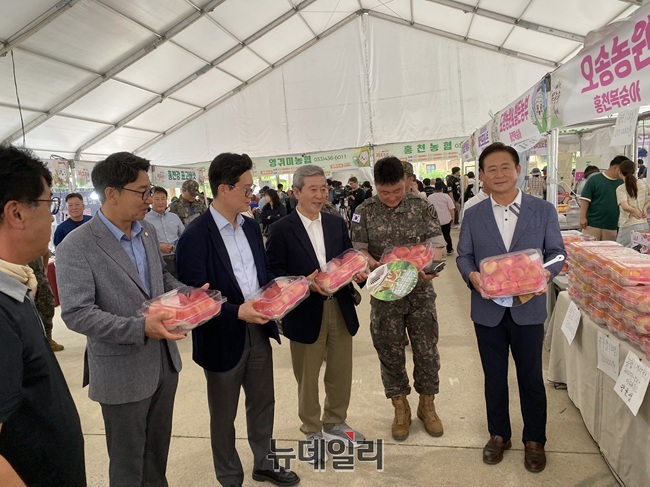 ▲ 전명준 홍천문화재단 이사장은 기념사에서 