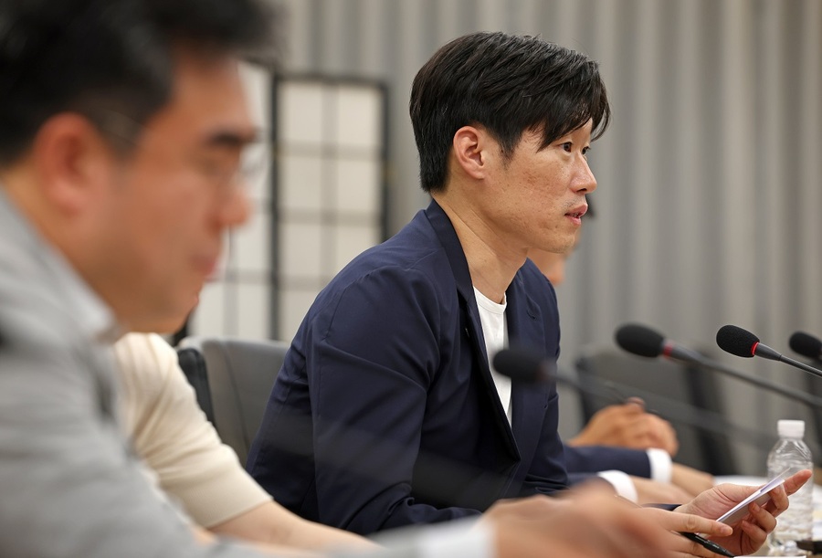 ▲ 박지성 위원장이 이끄는 K-혁신위원회가 20일 3차 회의를 가졌다.ⓒ문화체육관광부 제공