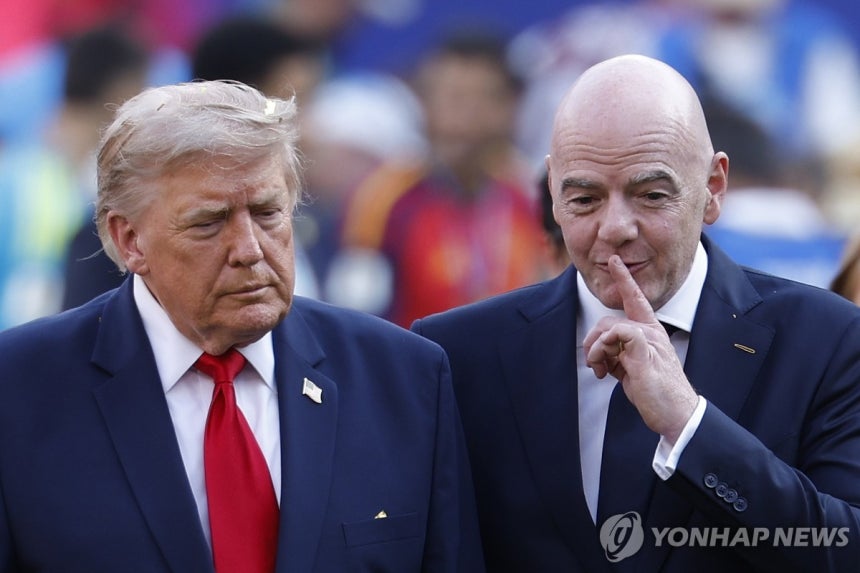 ▲ 라리가 테바스 회장이 인판티노 FIFA 회장의 사퇴를 촉구했다.ⓒ연합뉴스 제공