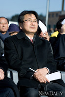 [포토] 김일 기념 체육관 개관식 참석한 강기정 의원