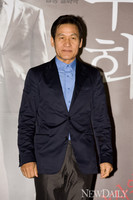 [포토] 안성기, 푸른 재킷에 셔츠...'젠틀하네~'