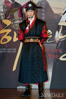 [포토] 송재림, '무서운 표정의 호위무사'