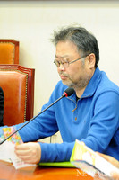 [포토] 비대위에 참석한 조동원 홍보기획본부장