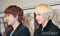 [포토] 슈퍼주니어 '옅은 미소짓는 성민-규현'