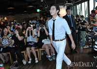 [포토] 영등포 타임스퀘어에 김수현 등장하자...