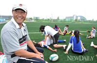 [포토] '여자럭비국가대표팀', 아버지 같은 우리 감독님~