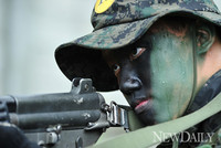 [포토] 특공수색병1기, 수색작전 중 '눈빛이 살아 있네~'