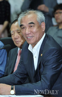 [포토] 최광식 장관, '한국영화의 지속가능한 발전을 위해...'